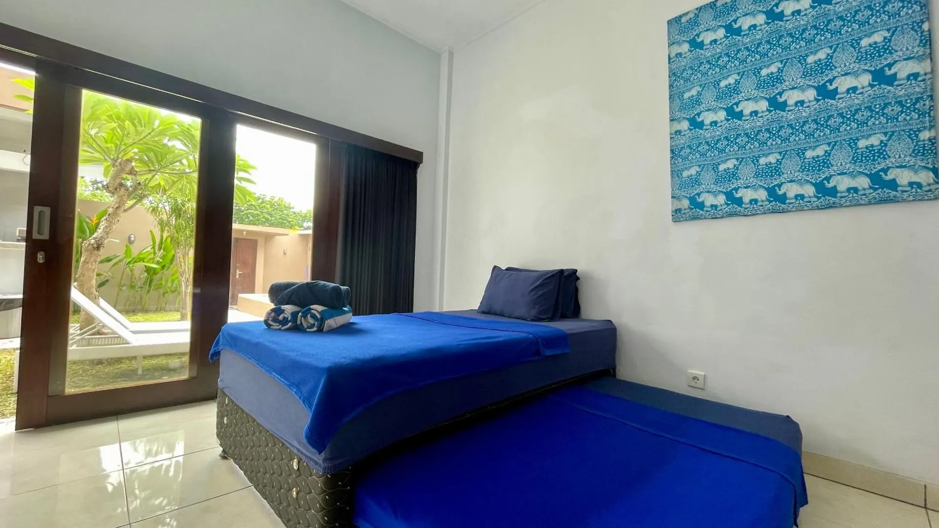 Family Villa With Private Pool In Central Seminyak  Seminyak (Bali)
